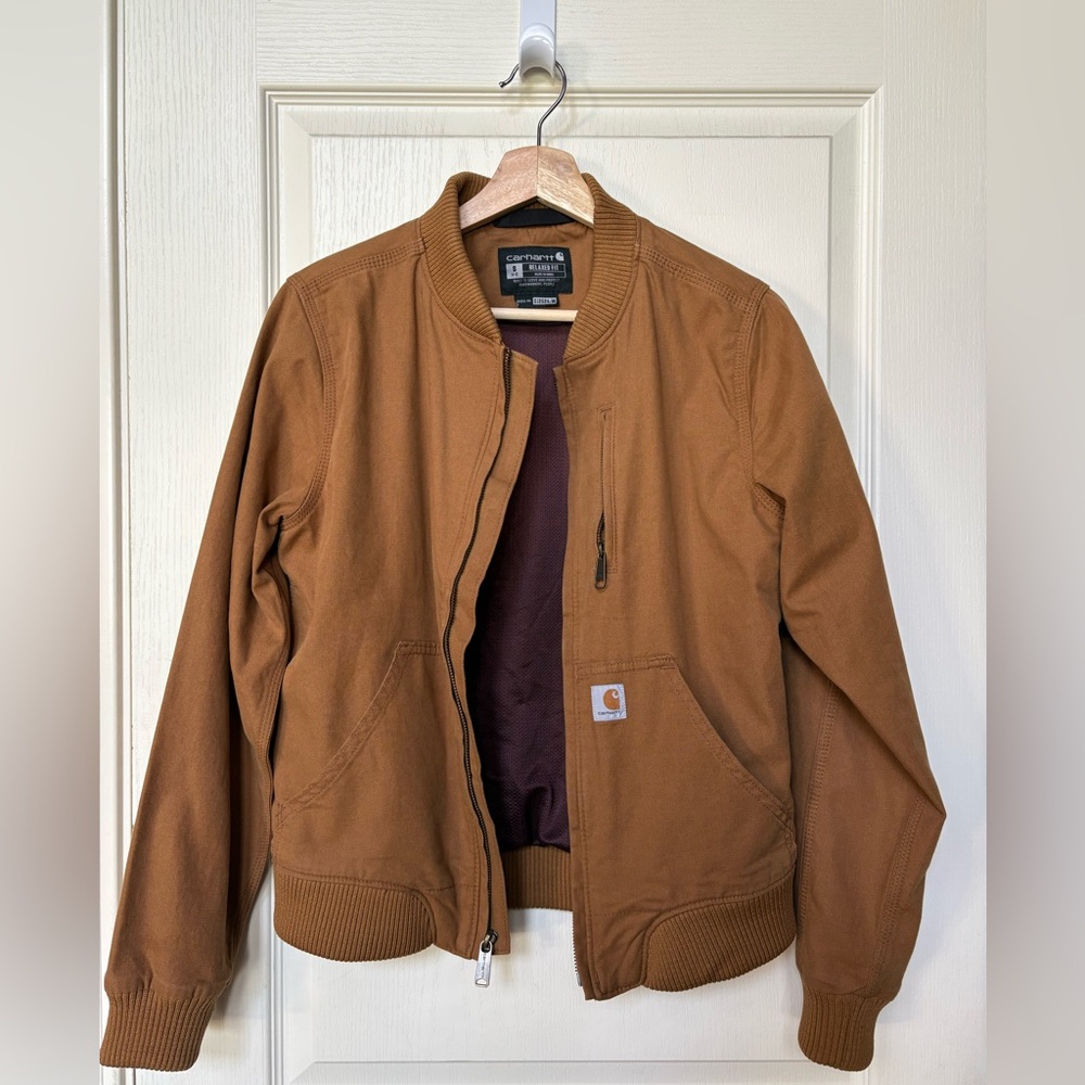 Womens Carhartt relaxed fit bomber jacket size small (4-6)